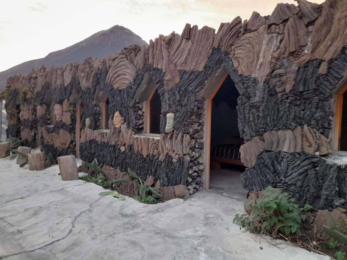 Pensao Casa Jose Doce Bed & Breakfast Portela Ngoại thất bức ảnh