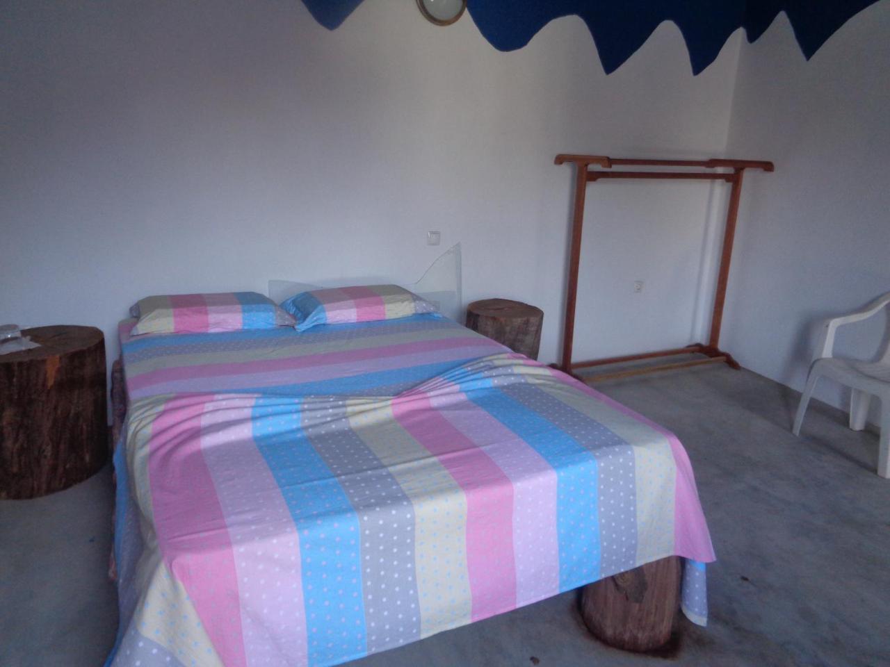Pensao Casa Jose Doce Bed & Breakfast Portela Ngoại thất bức ảnh